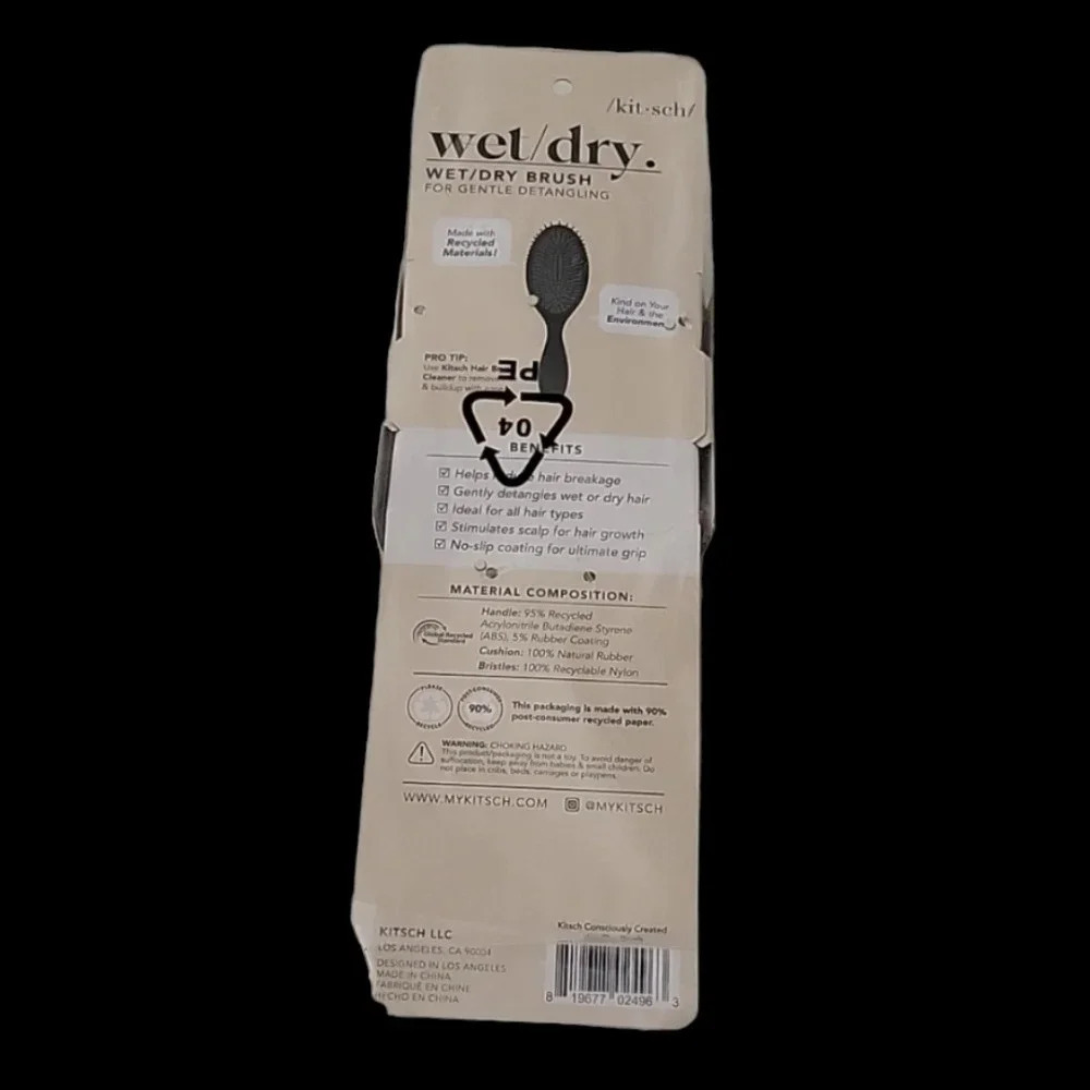 NWT Kitsch Wet/Dry Brush